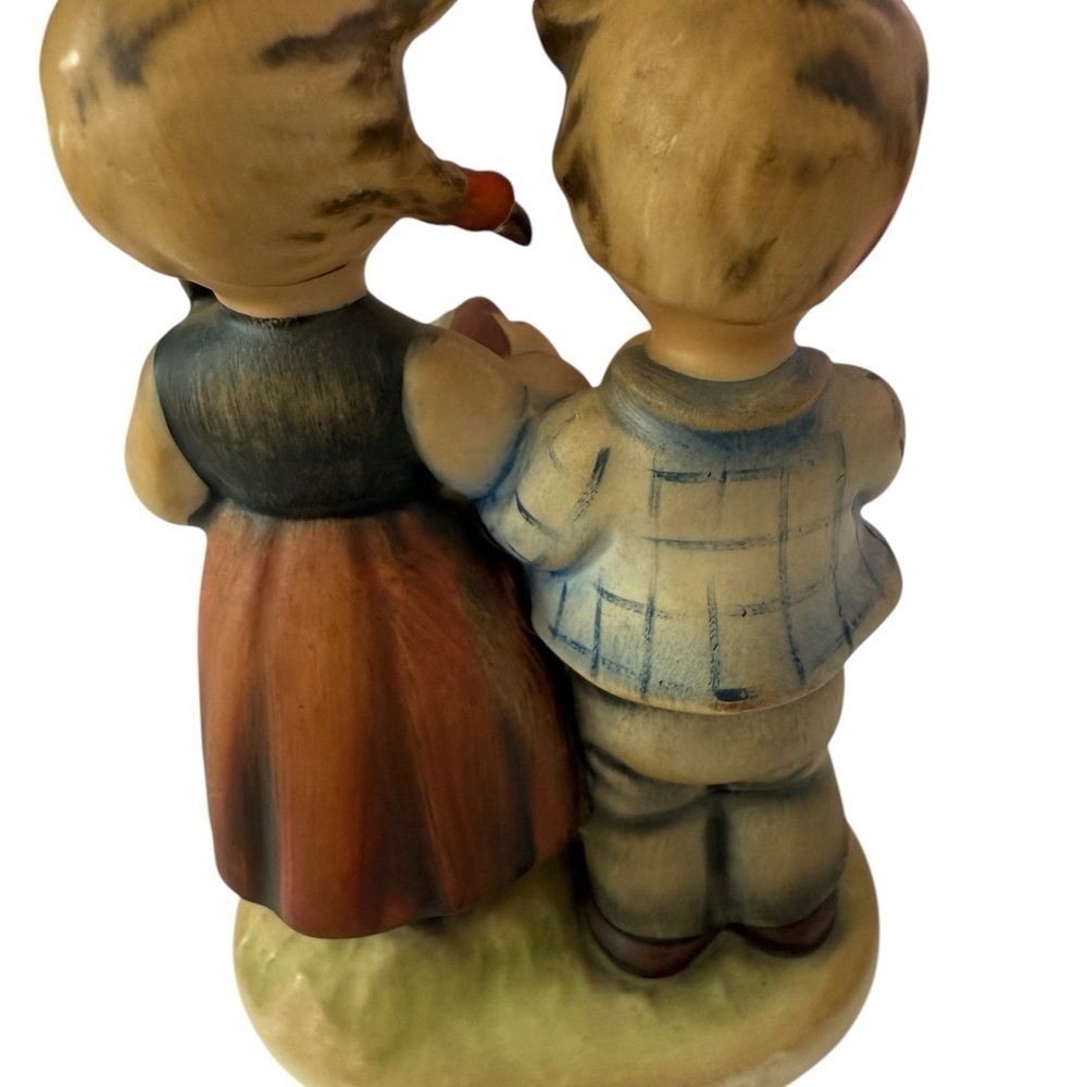 Vintage Hummel Birthday Serenade Goebel Marked 1952 218 W. Germany Collectible - Picture 4 of 8